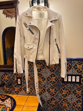 Muse Cream Textured Moto Jacket with Zip Accents